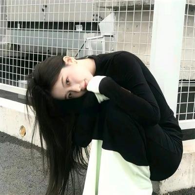深夜中的企鹅